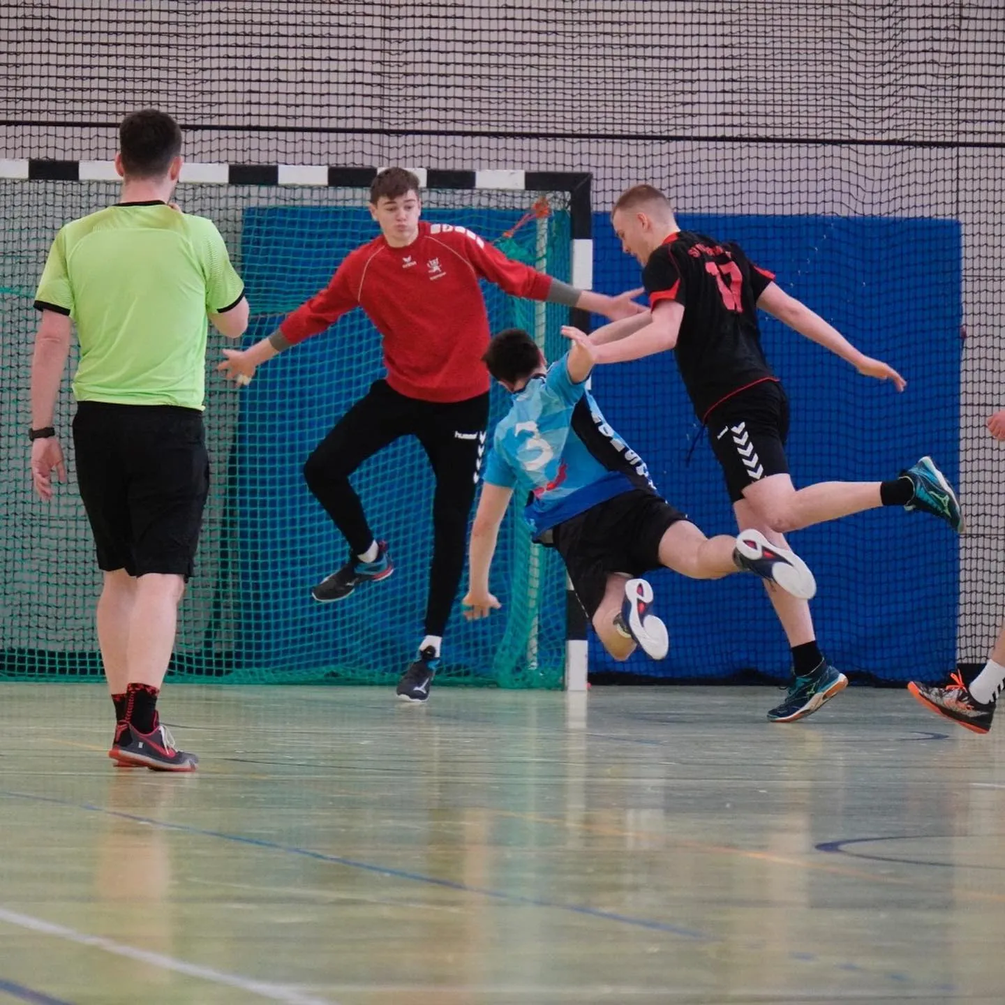 Foto 4 zum Beitrag Die mB I steht im #Halbfinale um den DW-Jugendpokal & startet in die Regionalliga Rückrunde! 💪🏼