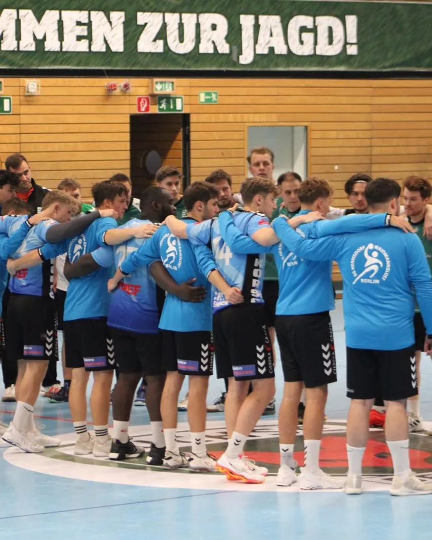 Foto 2 zum Beitrag Am Sonntag stand für unsere zweite Männermannschaft das Duell gegen den ebenfalls aufgestiegenen Pol
