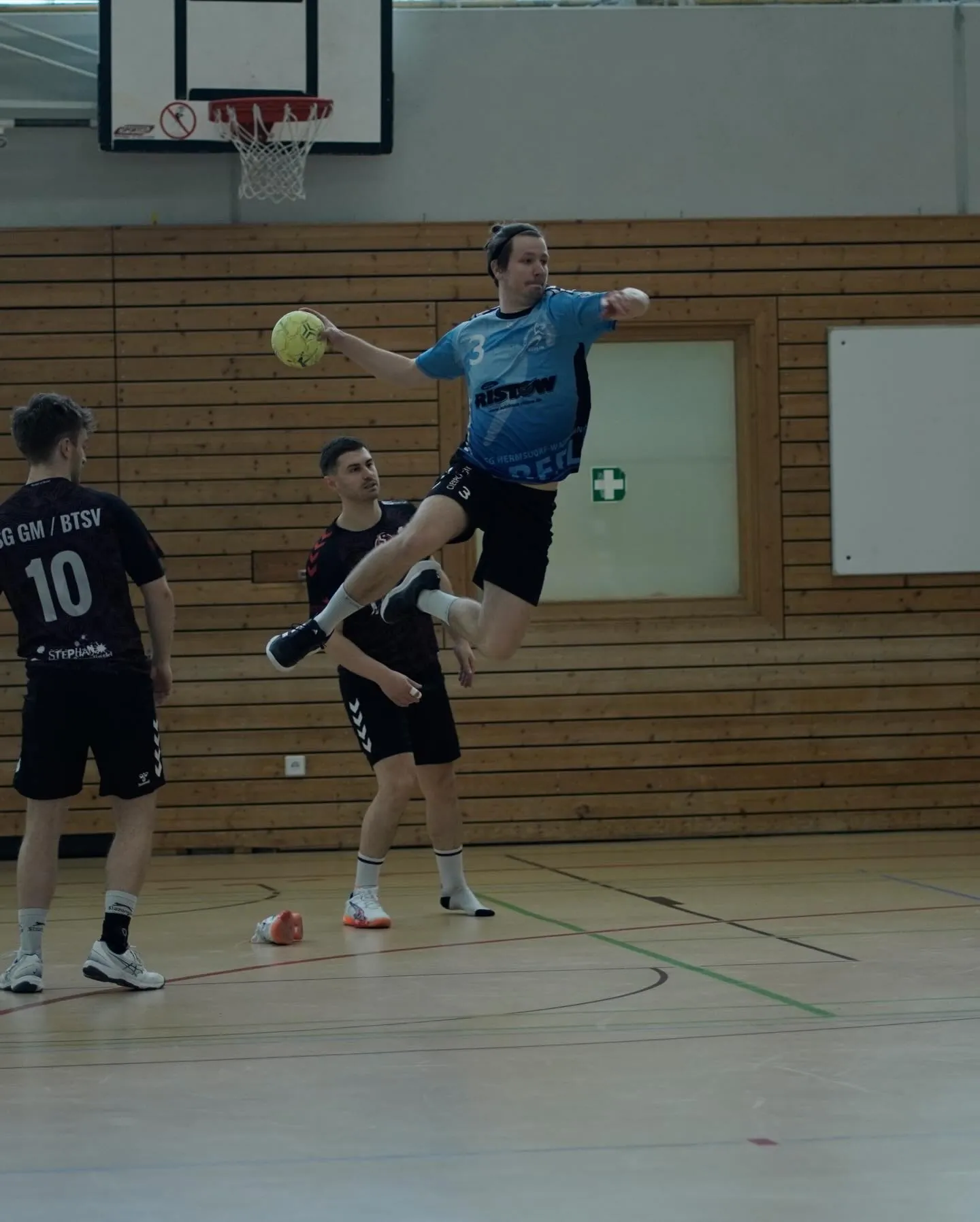 Foto 6 zum Beitrag Spielbericht zum Spiel
